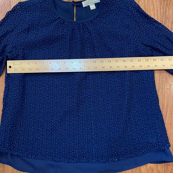 Michael Michael Kors Navy Blue Size Medium fully lined Women’s top tie sleeves - Picture 6 of 12